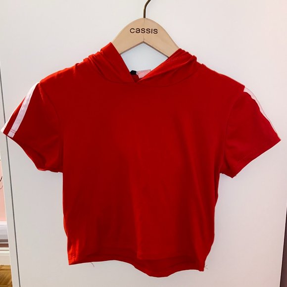 Sporty T-Shirt Hooded Crop || Red + White Stripes - Picture 1 of 9
